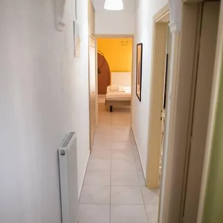 Flintstones Apartment Thessaloniki