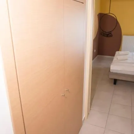 Apartment Flintstones *